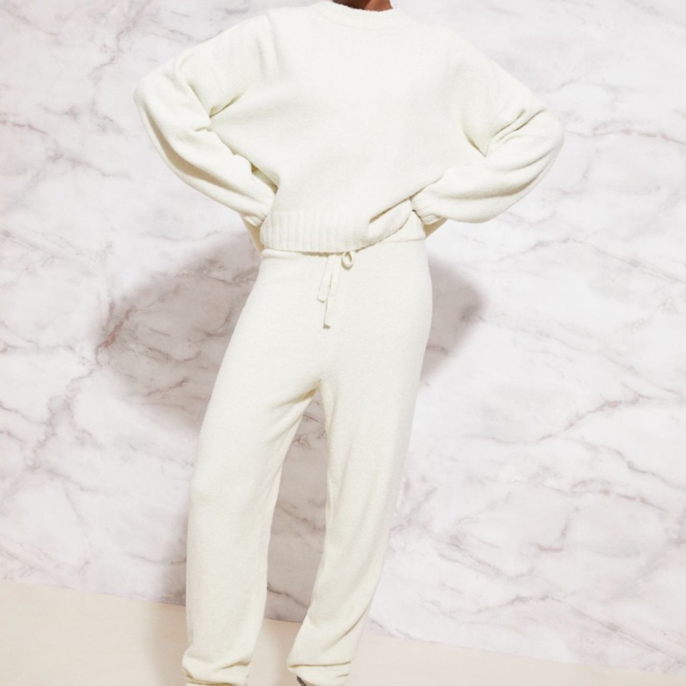Fine knit pale green set